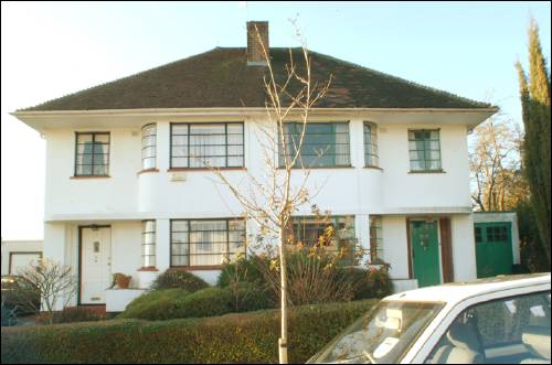 02-4 Hutchings Walk
